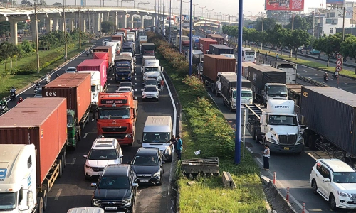 giảm ùn tắc cửa ngõ phía Đông